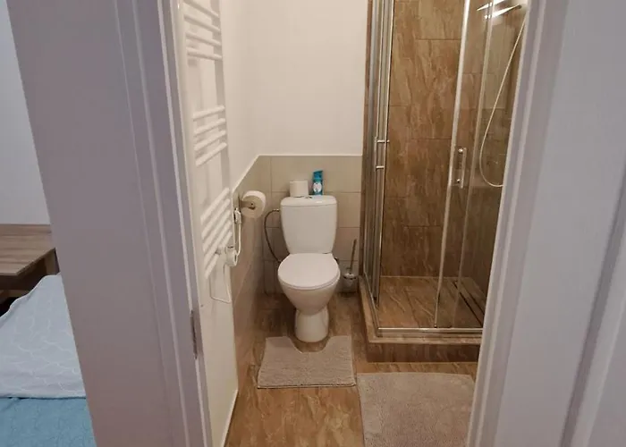 All-in-a Good Space Budapest