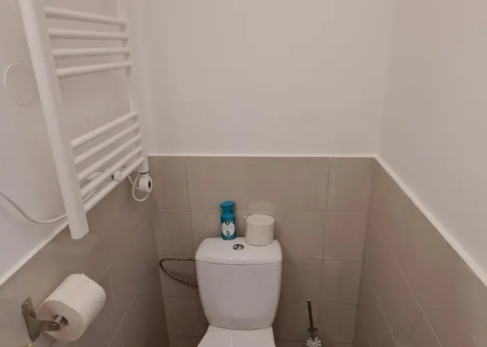 All-in-a Good Space Budapest