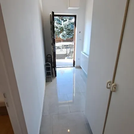 All-in-a Good Space Budapest